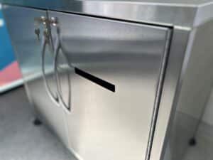 Ultrasonic Cleaning Bench close up
